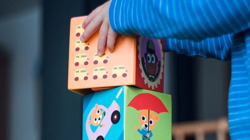 child playing with blocks