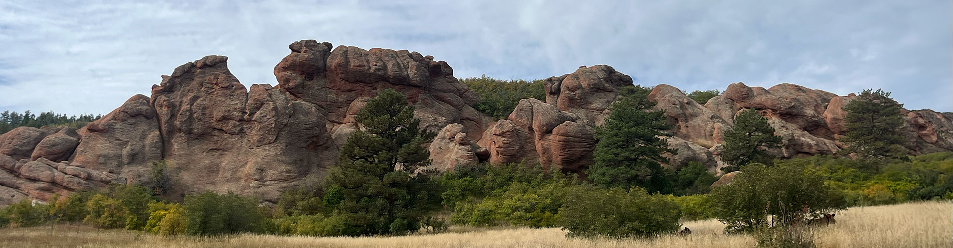 Beautiful mountain scenery at Sandstone Ranch Park in Longmont, Colorado.